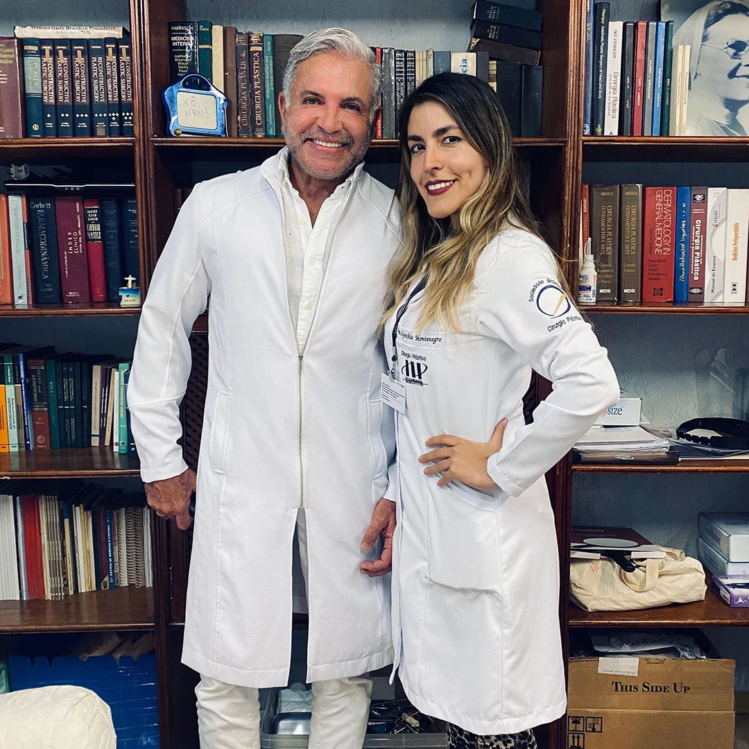 Dra. Cynthia Montenegro con el Profesor Enzo Citarella, Instituto Ivo Pitanguy, Rio de Janeiro, Brasil, 2020-2023