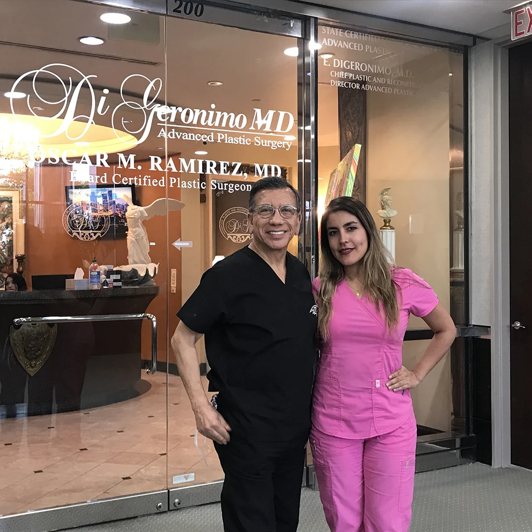 Dra. Cynthia Montenegro con el Dr. Oscar Ramirez en Fellowship en Cirugía Plástica, Miami, EE.UU., 2019
