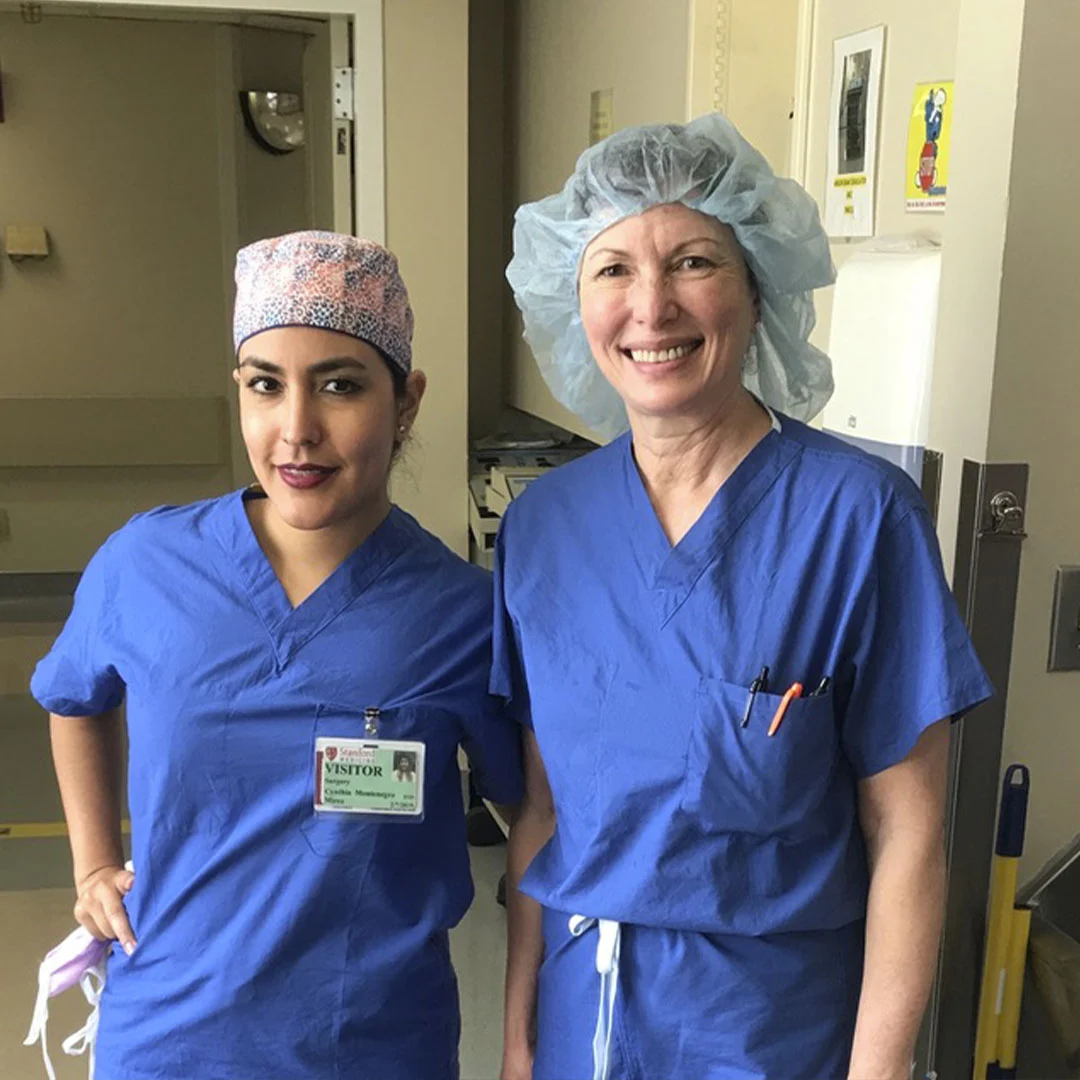 Dra. Cynthia Montenegro en Fellowship en Cirugía Mamaria en el Hospital de Stanford, Universidad de Stanford, California, 2019